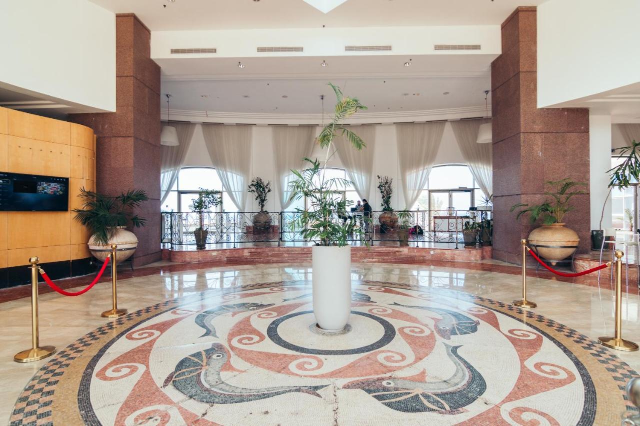 Almog Beach Apt Hotel מלון דירות אלמוג ביץ' Haifa Esterno foto